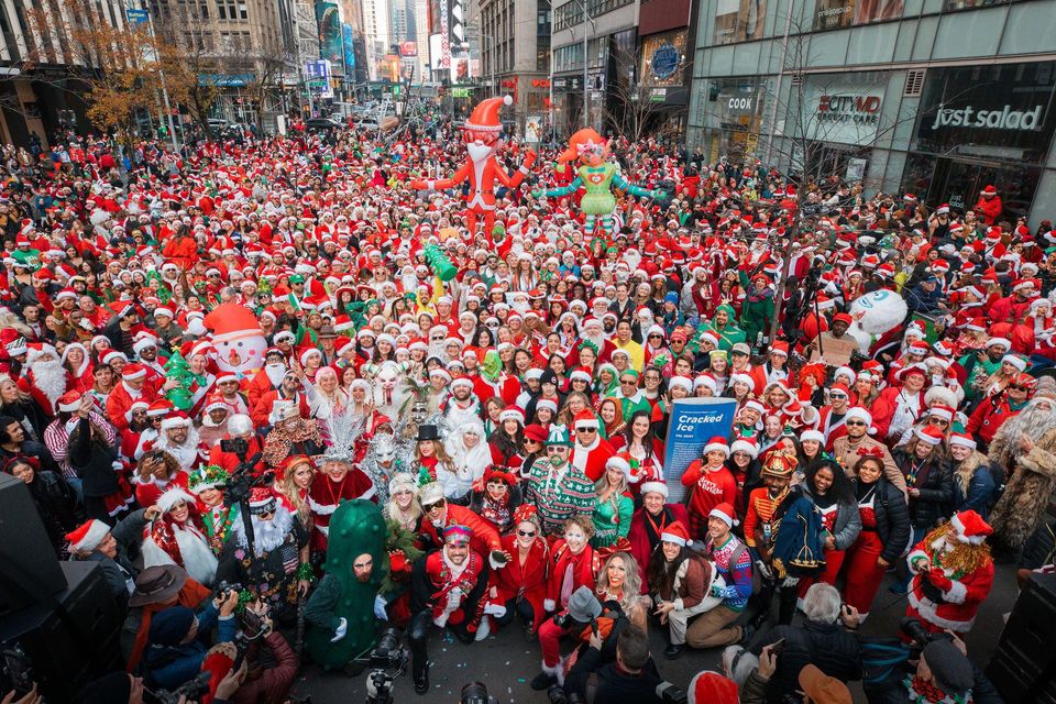 A Sea of Santas: NYC’s SantaCon 2024 Spreads Holiday Joy, Charity, and Celebration